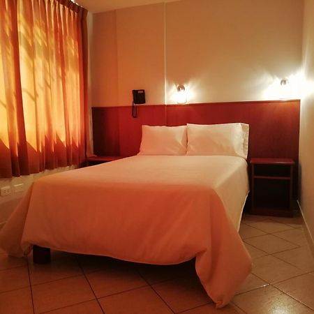 Hostal Vasco Tacna Exterior photo