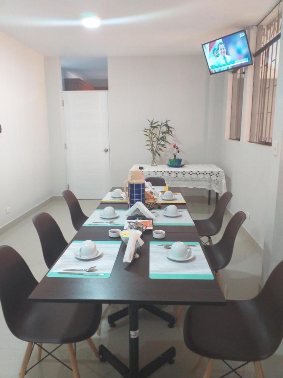 Hostal Vasco Tacna Exterior photo
