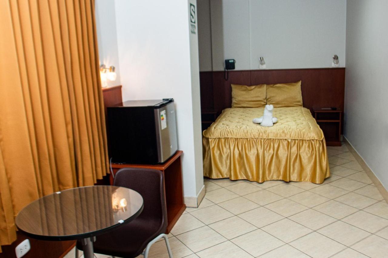 Hostal Vasco Tacna Exterior photo